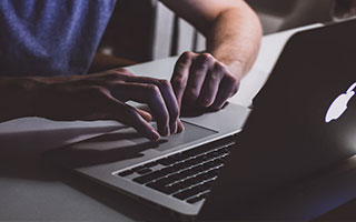 揭秘謎語，十子之上四中金所指的生肖